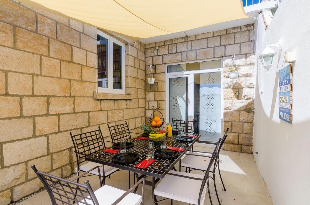 Holiday Home Lungo Mare Mlini Exterior photo