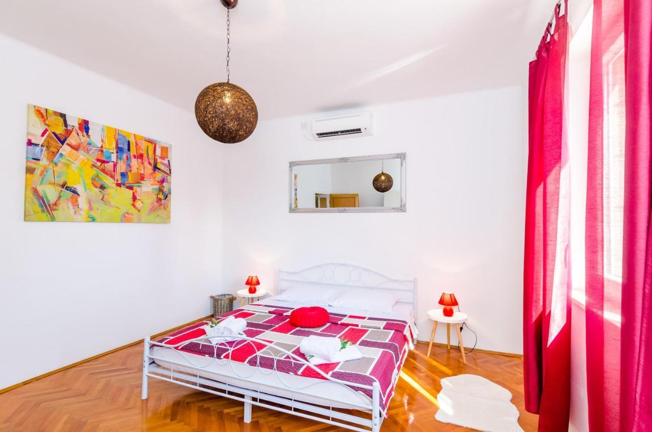 Holiday Home Lungo Mare Mlini Exterior photo