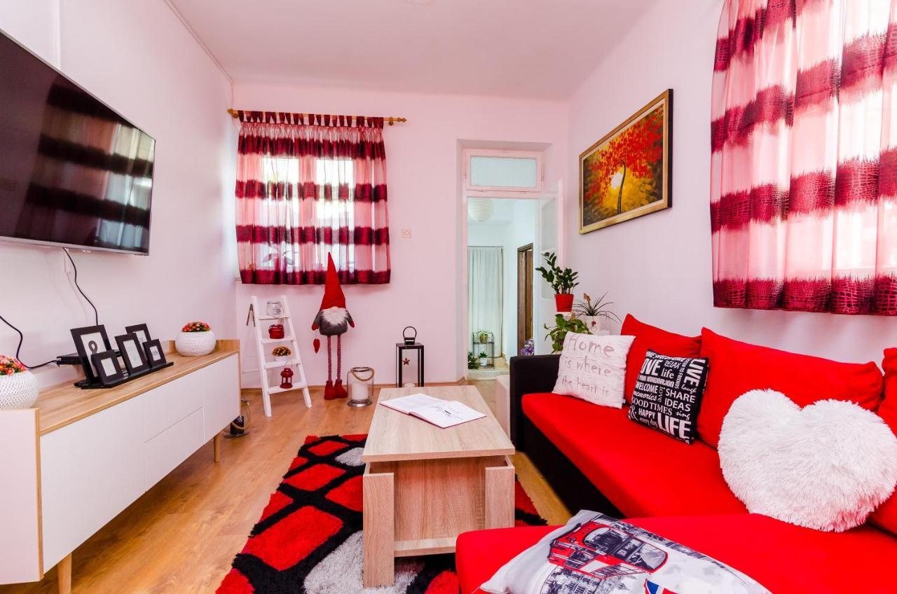Holiday Home Lungo Mare Mlini Exterior photo