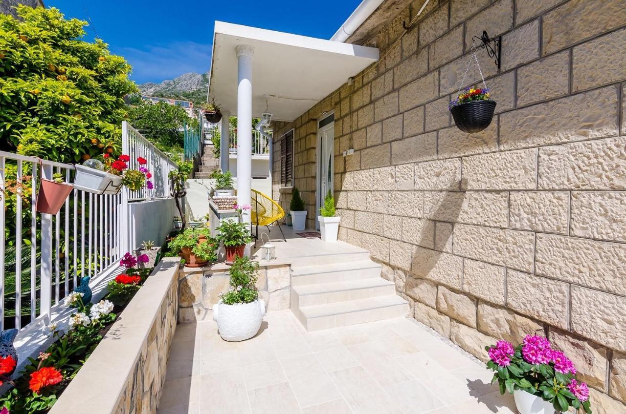 Holiday Home Lungo Mare Mlini Exterior photo