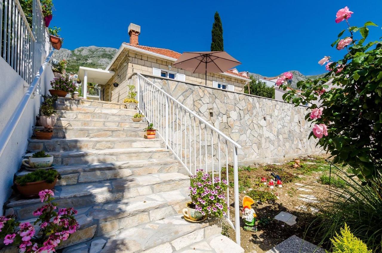 Holiday Home Lungo Mare Mlini Exterior photo