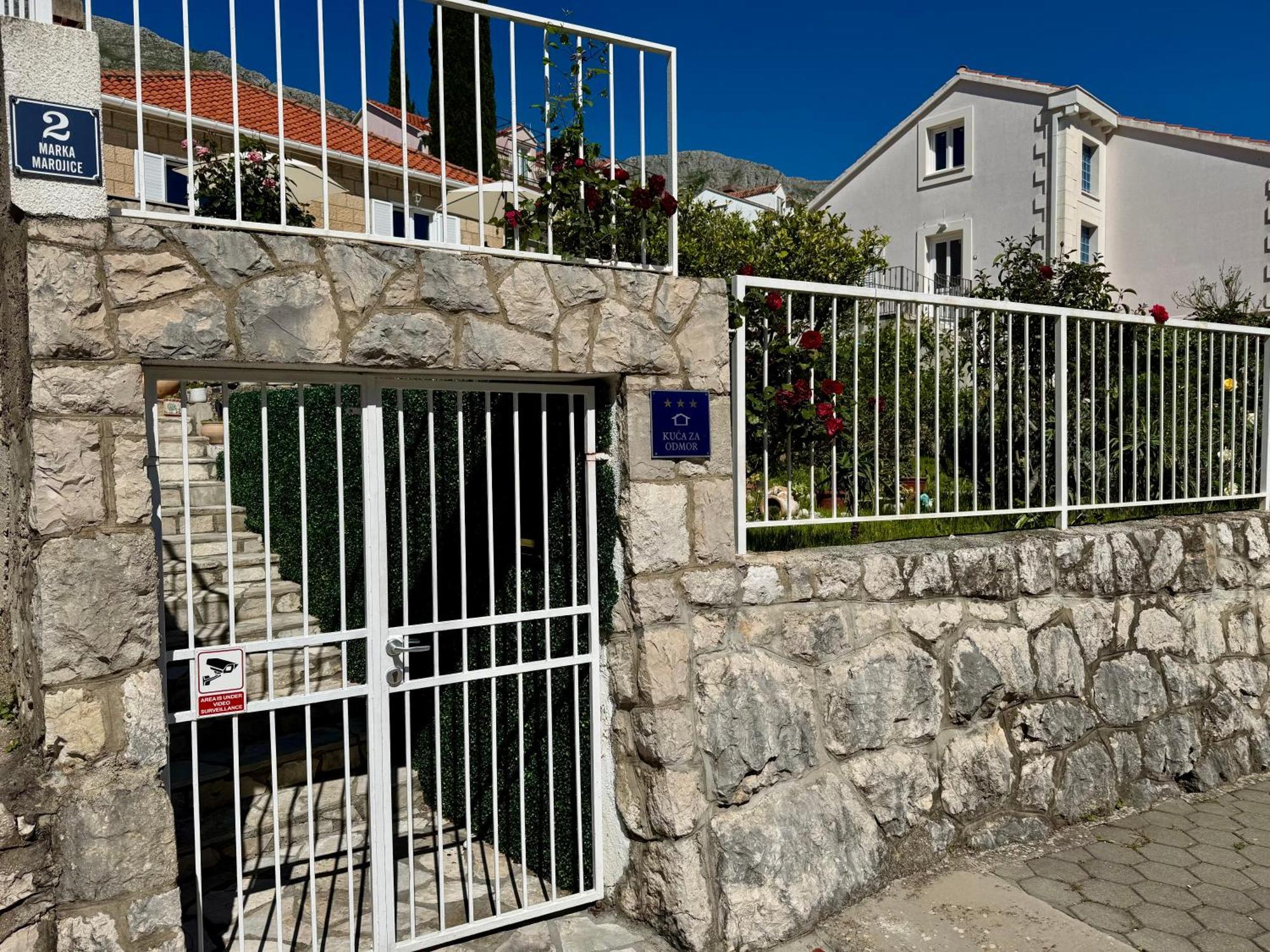 Holiday Home Lungo Mare Mlini Exterior photo