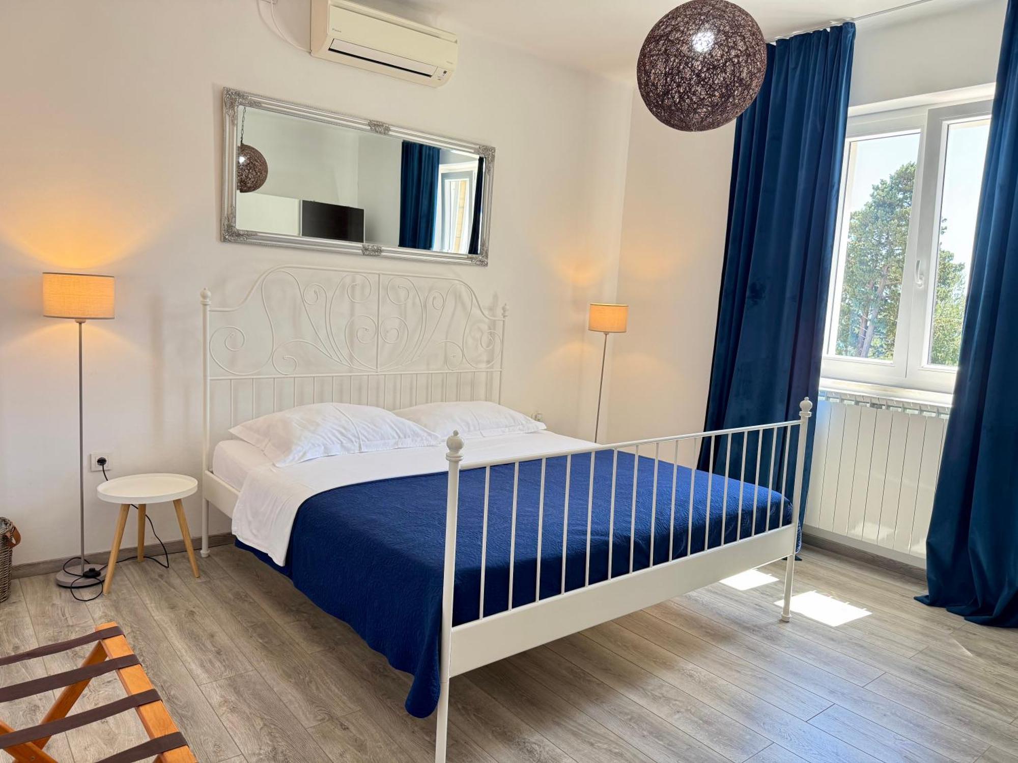Holiday Home Lungo Mare Mlini Exterior photo