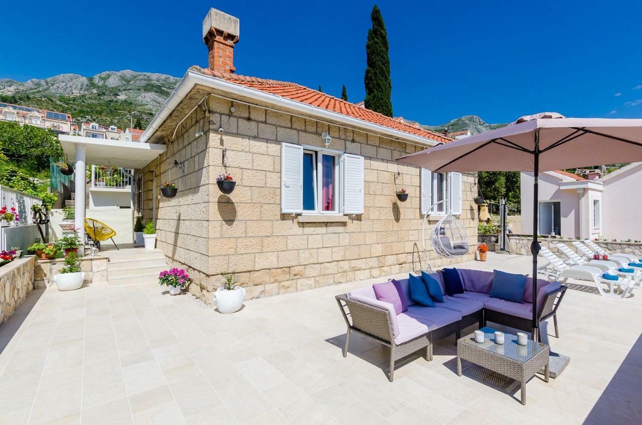 Holiday Home Lungo Mare Mlini Exterior photo