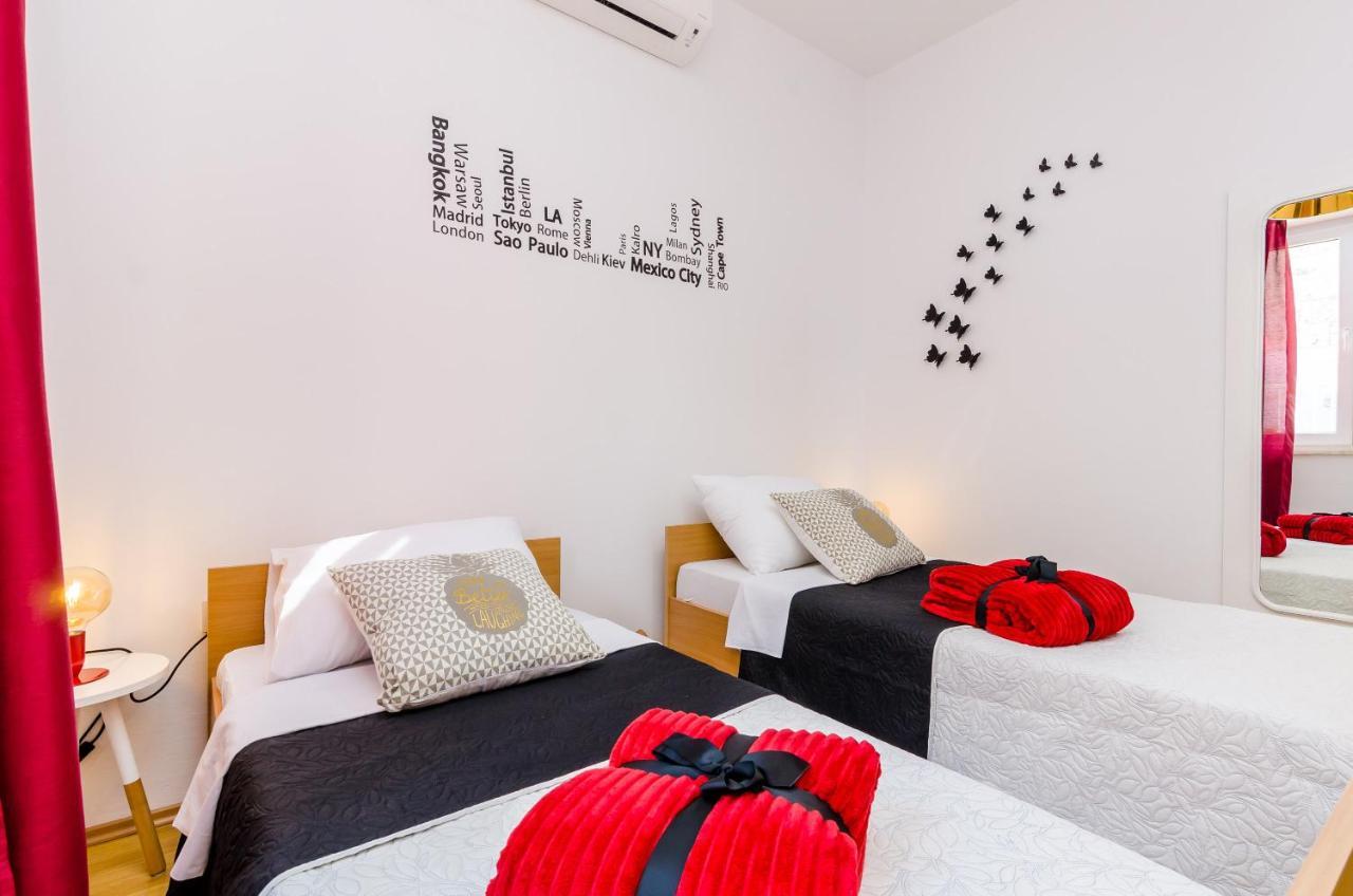 Holiday Home Lungo Mare Mlini Exterior photo