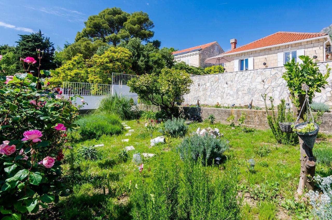 Holiday Home Lungo Mare Mlini Exterior photo